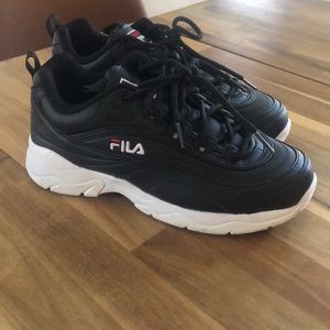 Black Fila Disruptor Style